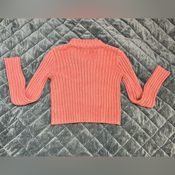 PINK ROSE - Cropped Zipper Cardigan - Picture 2 of 6